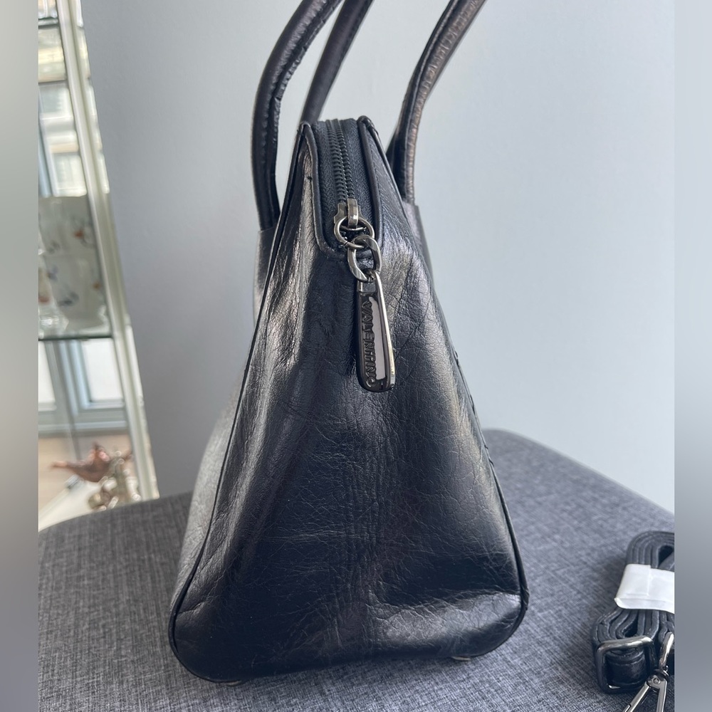 ❗️SOLD❗️ VALENTINO Diamond GIGI Satchel Bag - Picture 9 of 13